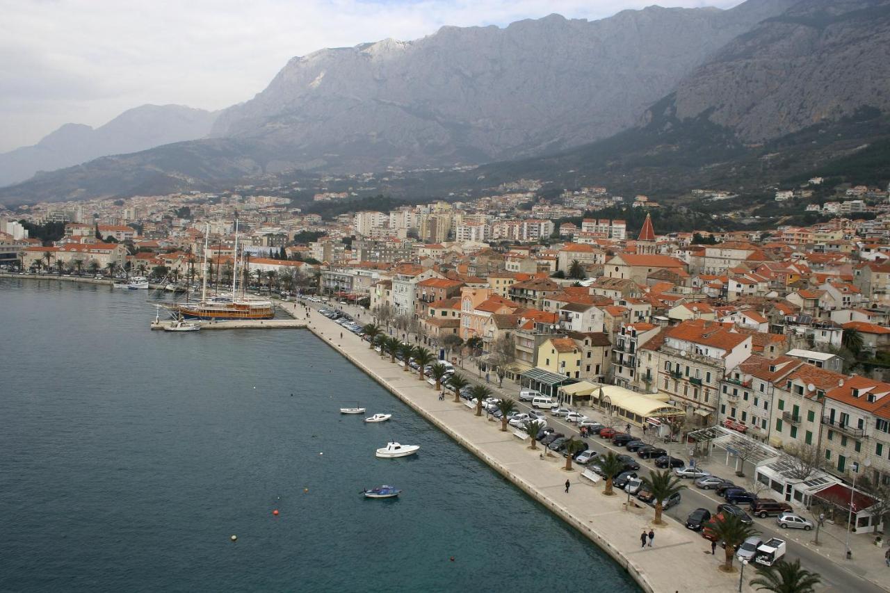 Apartments Rustica Makarska Exterior foto